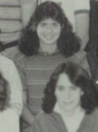 Debra Messing 1984 sophomore class photo