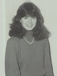 Debra Messing 1984 yearbook staff portrait (managing editor)