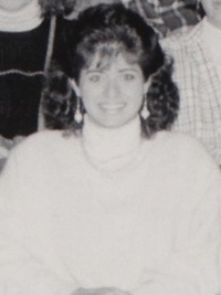 Debra Messing 1986 National Honor Society yearbook photo