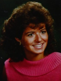 Debra Messing 1986 senior yearbook portrait