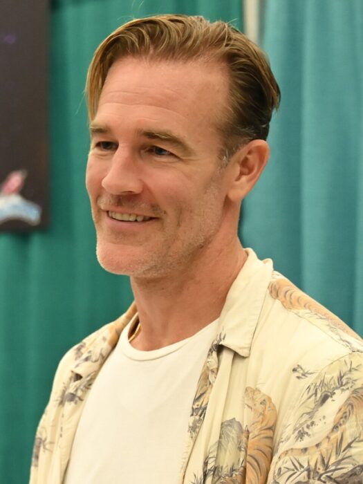 James Van Der Beek candid photo